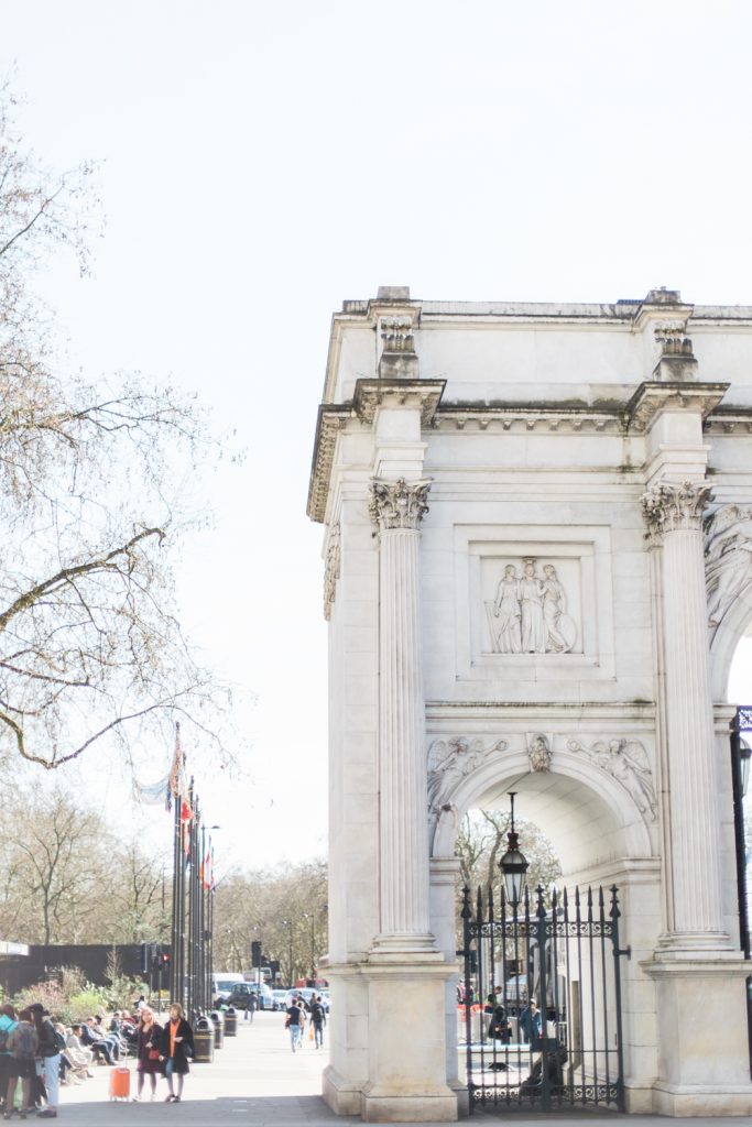 Marble Arch in London by UK Wedding Photographer Jade Osborne Photography