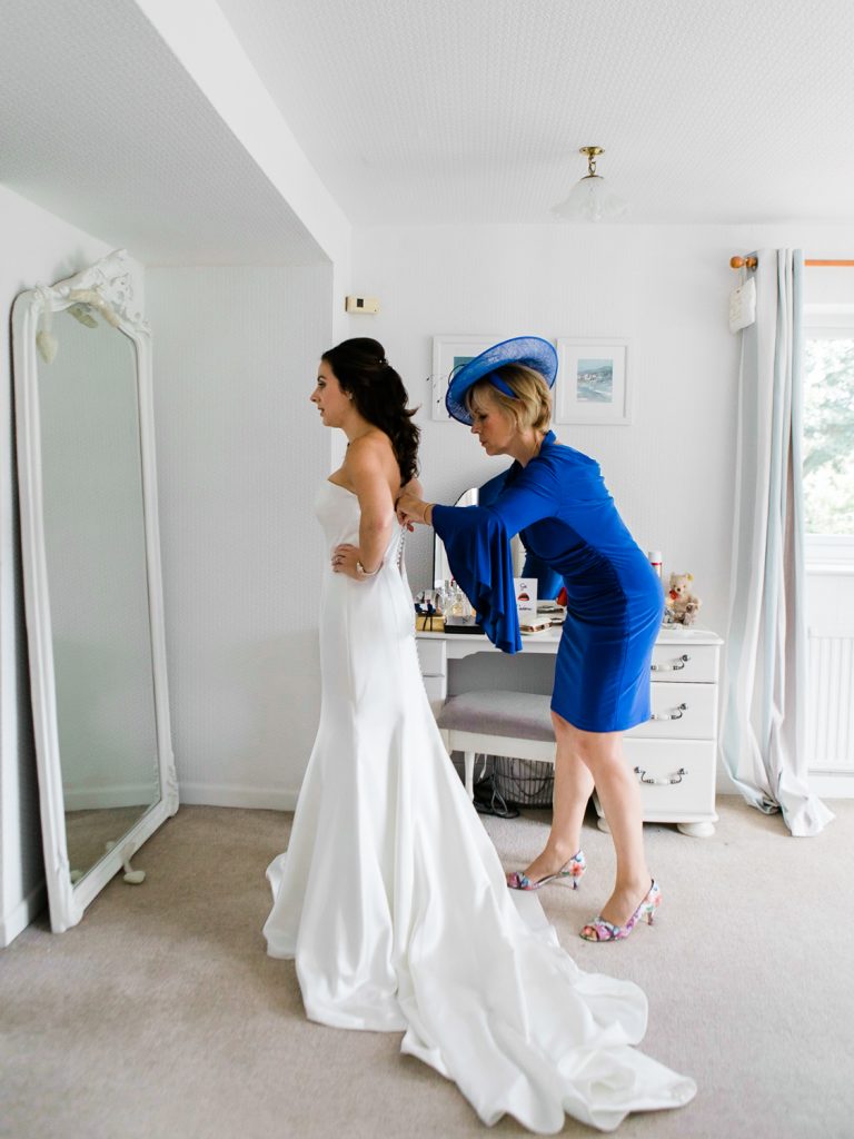 Bridal preparation for an English Country Mansion Wedding by Cheshire Wedding Photographer Jade Osborne Photography