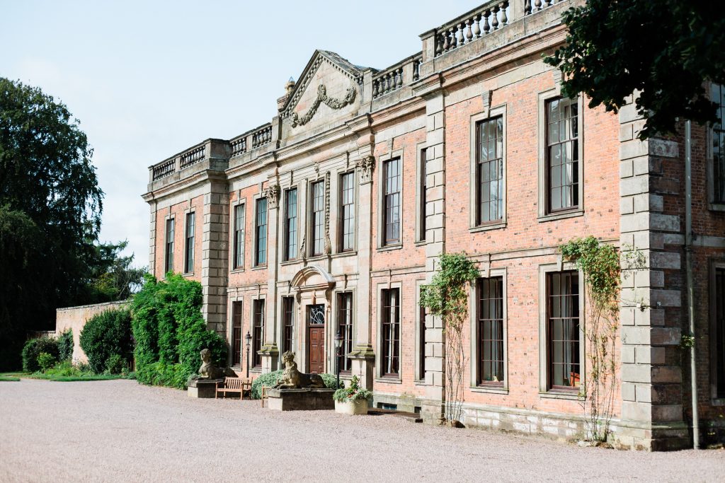 Country House wedding at Oakley Hall in Shropshire on the Cheshire Border