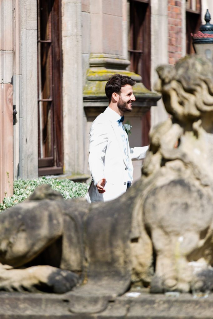 Country mansion wedding in the UK by Fine art wedding photographer Jade Osborne Photography.