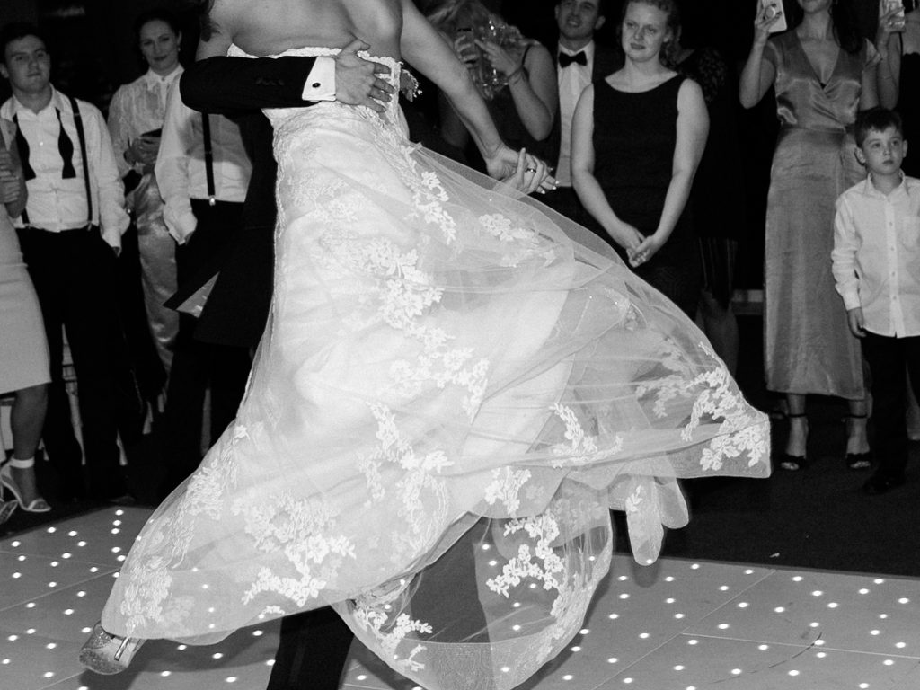 Romantic and elegant wedding photography