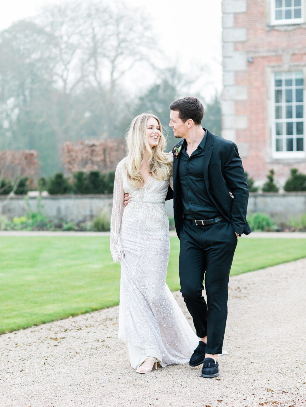 Country house wedding in the UK photo