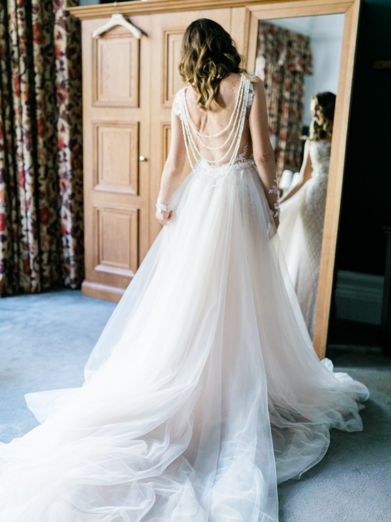 Bridal preparation for a wedding at The Corinthian Club in Glasgow