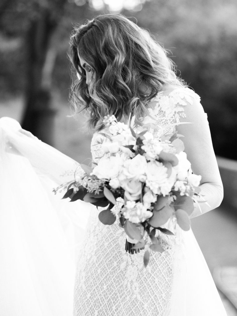 Bridal portrait at Pollok House